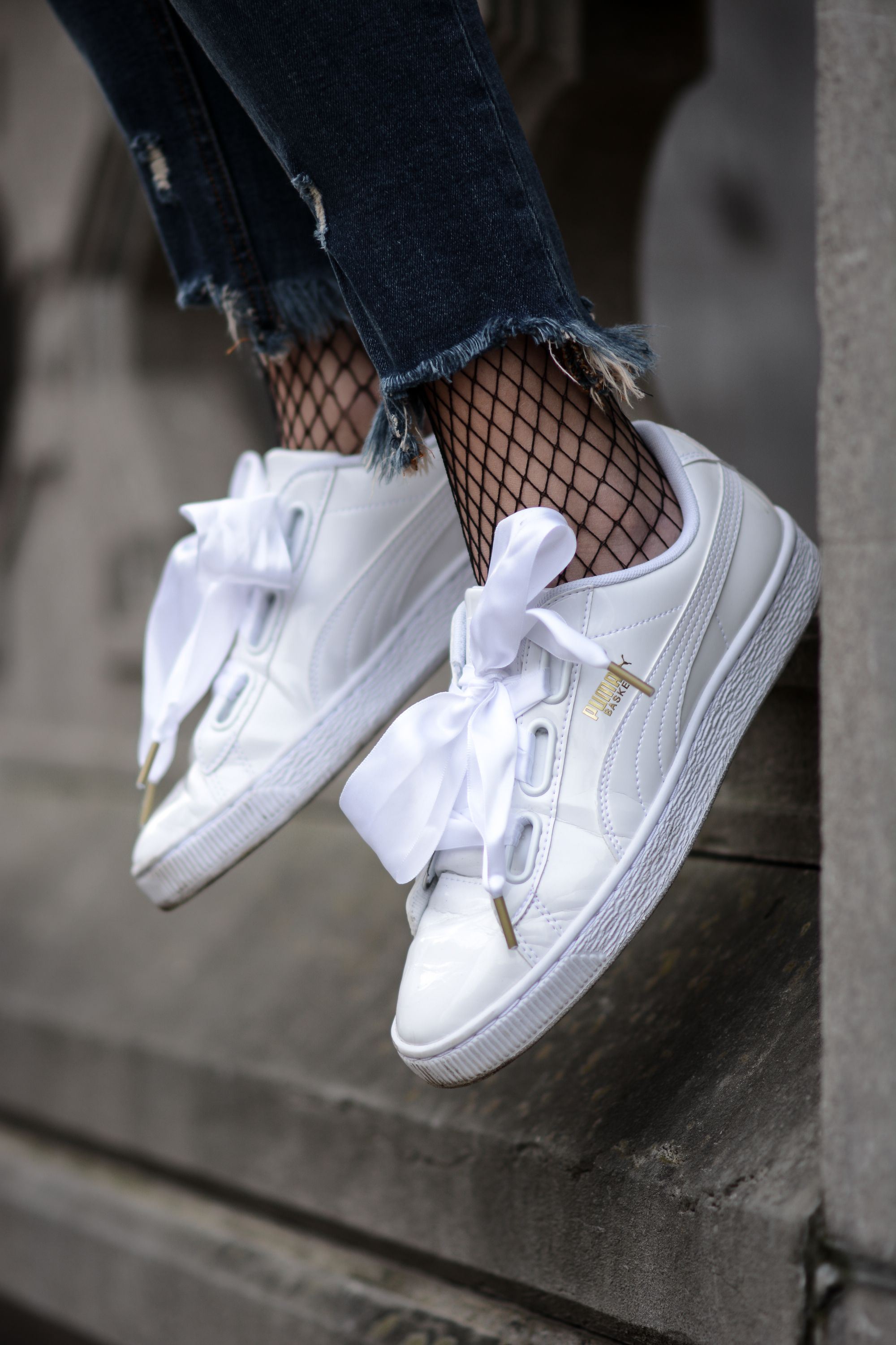 puma noir noeud satin