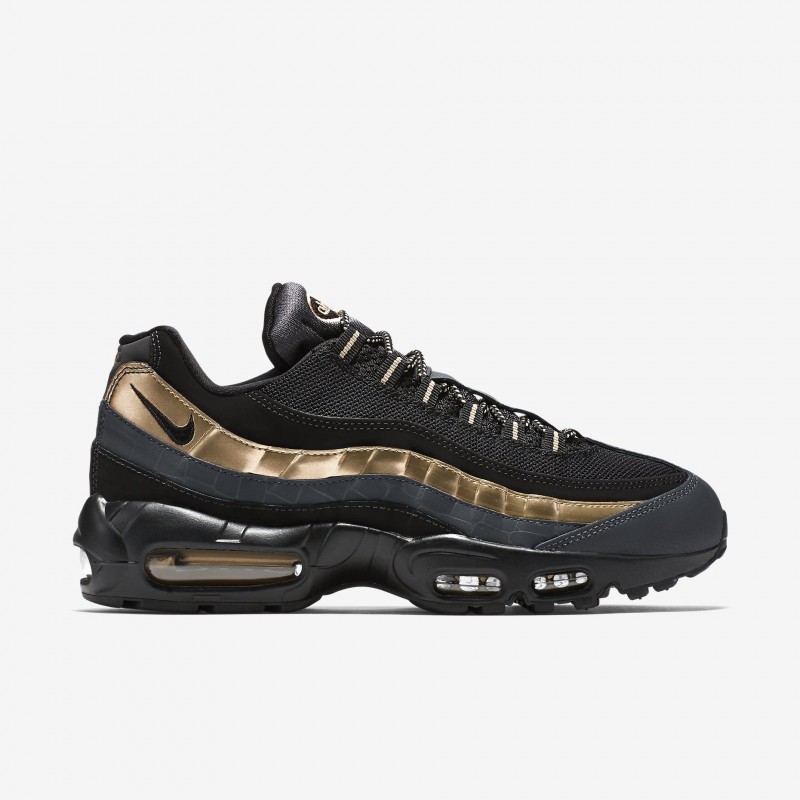 nike blanche et dore