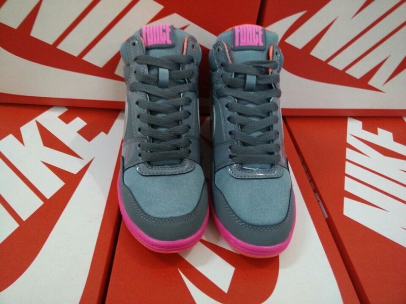 chaussure compensée nike