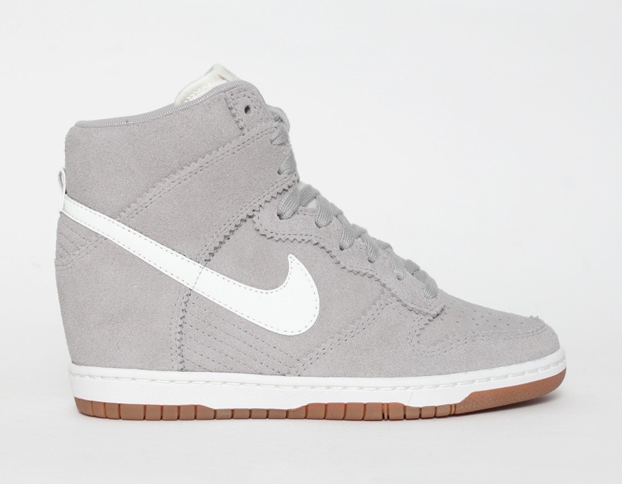 nike dunk sky hi beige